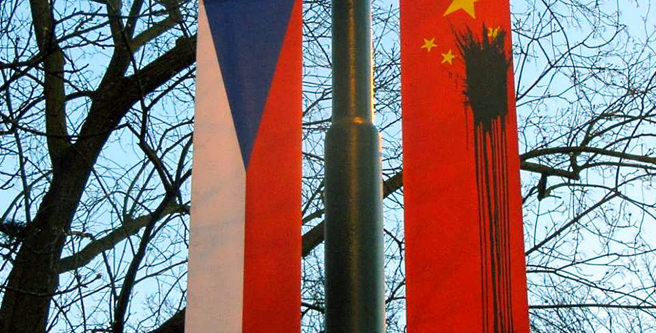 Defacement of Chinese flag in 2016 during Xi Jinping’s visit to Prague via Raymond Johnston
