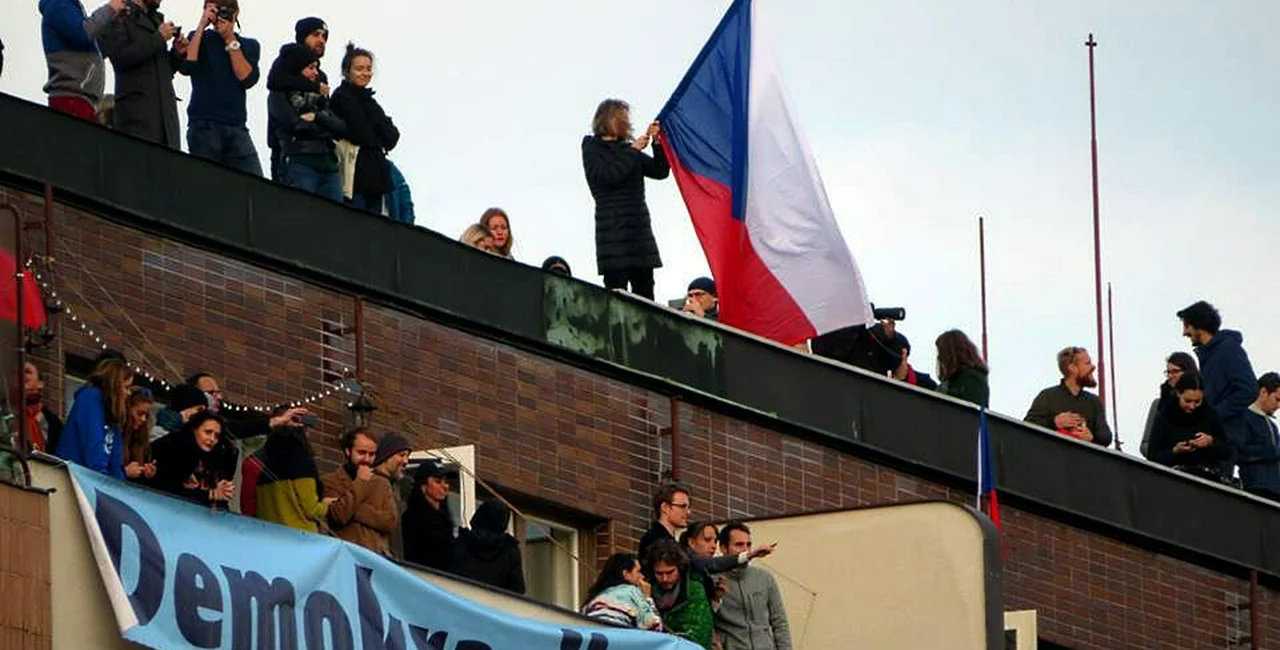 November 16 rally against Andrej Babiš at Letná. via Raymond Johnston