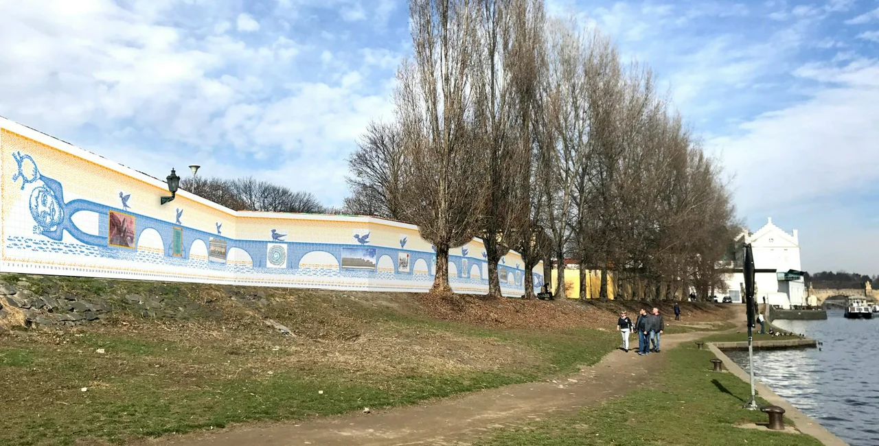 Prague gets a new "bridge": a 70-meter-long wall mural by world-renowned Czech illustrator Peter Sís