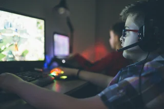 One in six Czech teens play video games at least four hours a day