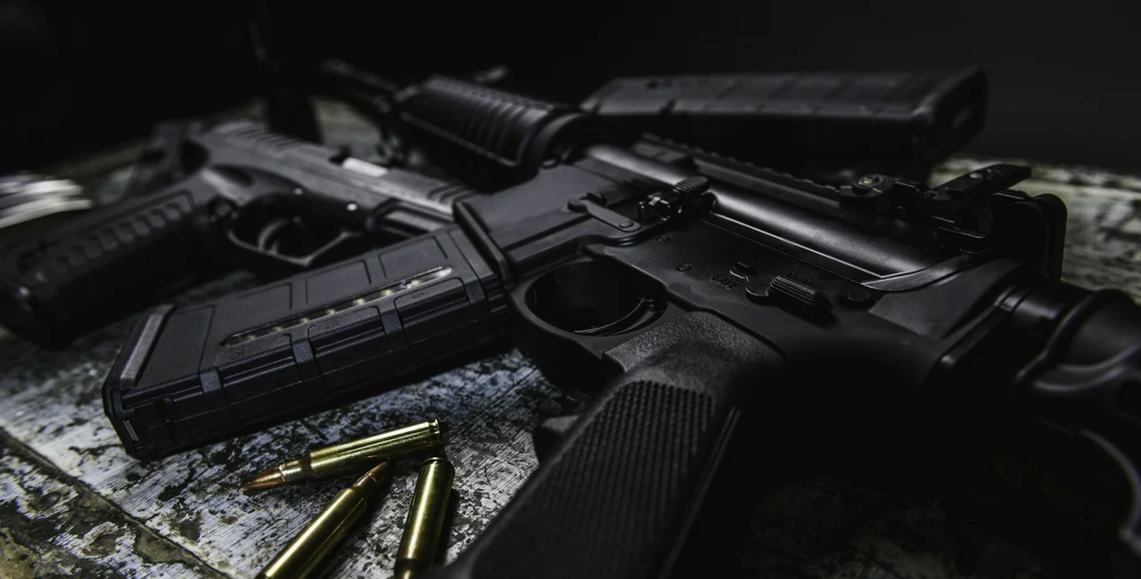 AR-15 rifle with ammunition (illustrative image)