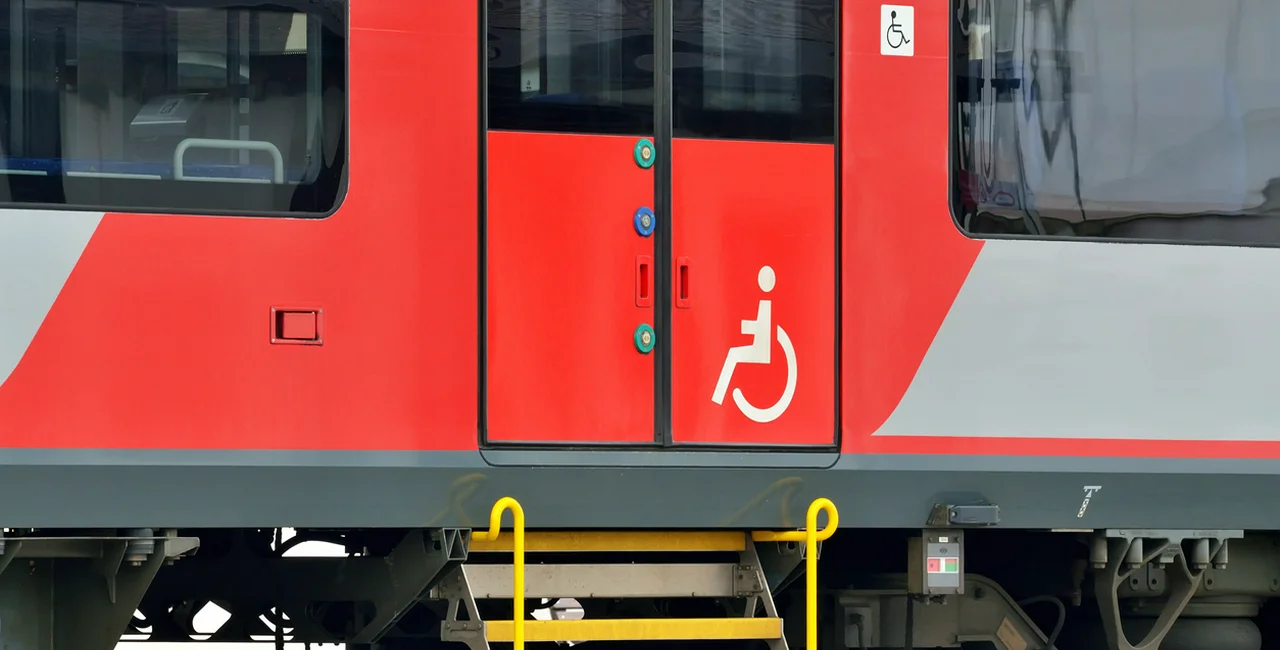 Wheelchair-accessible train (illustrative photo)