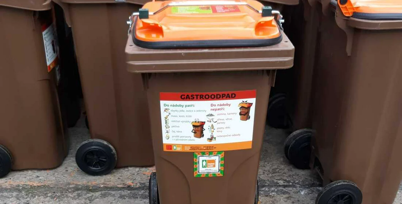 Gastro-waste containers. via Praha.EU