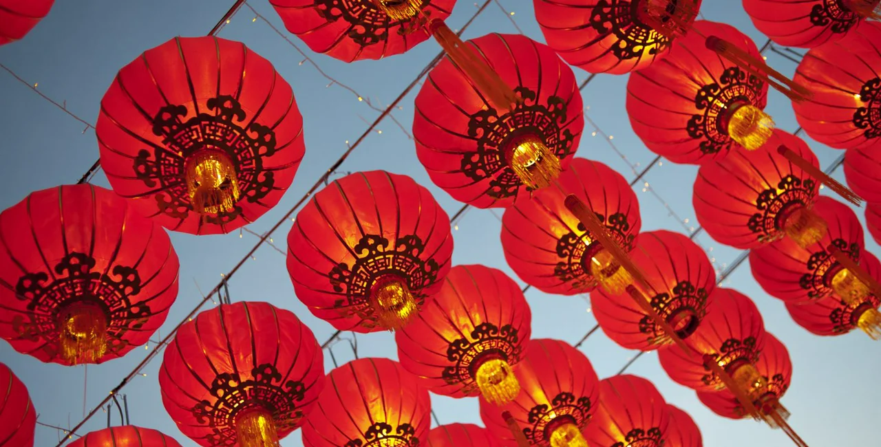 Red lanterns, illustrative image