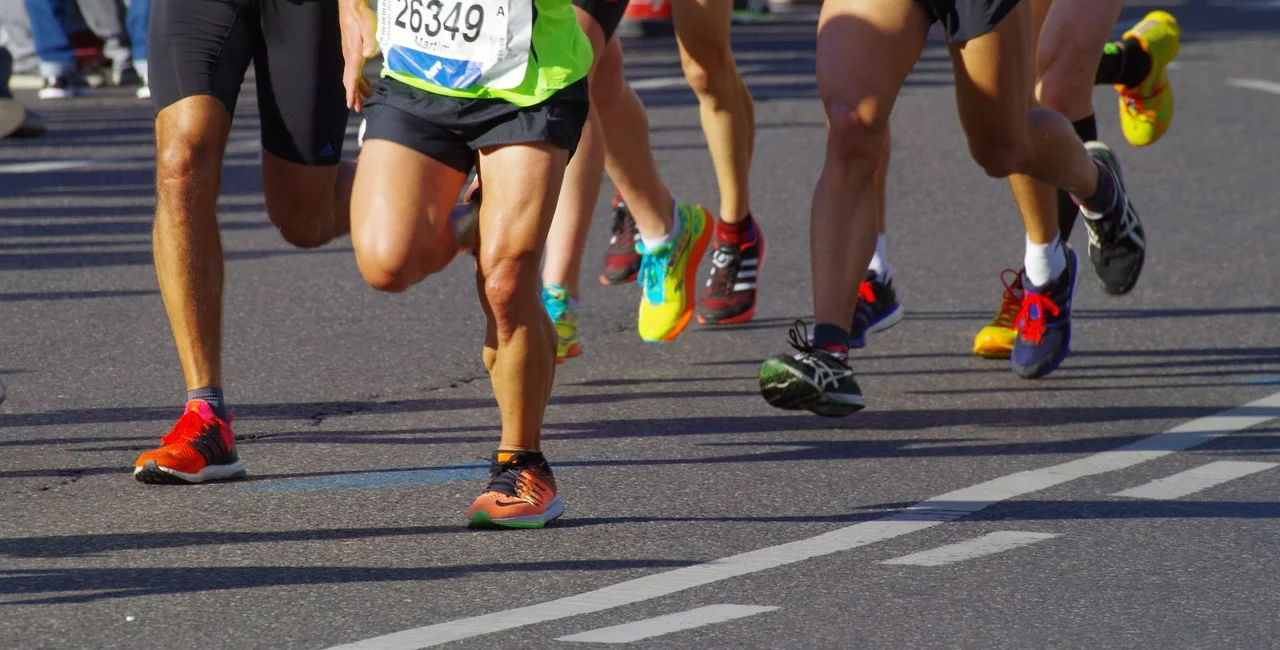 Marathon runners (illustrative photo)