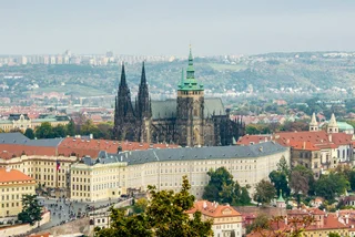 Prague Castle, Czech Republic via Pixaline from Pixabay 