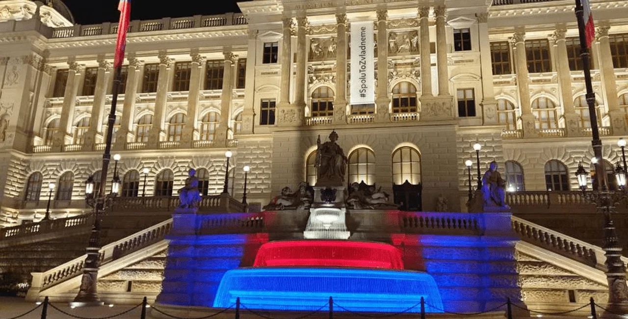 National Museum fountain to light up tomorrow night in the colors of the Czech flag