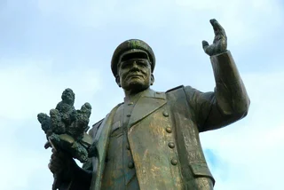 Prague 6 removes statue of Soviet Marshal Konev, will lend it to a museum of totalitarianism