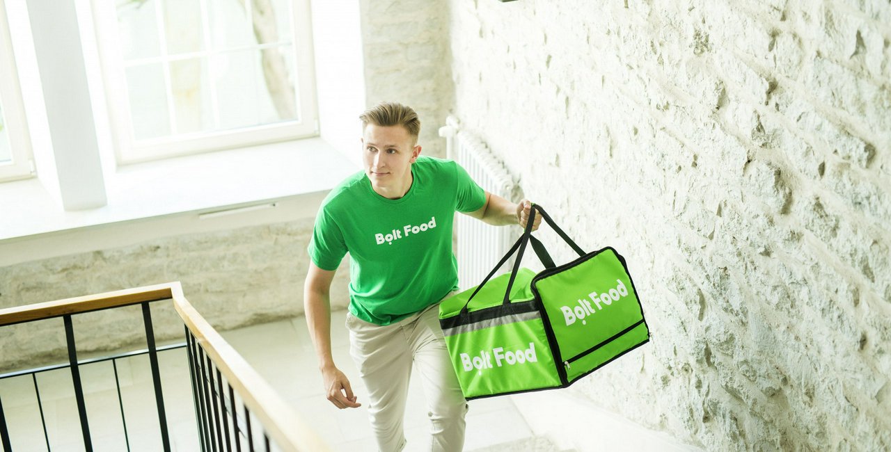 Prague’s newest fooddelivery service caters to the outskirts of the