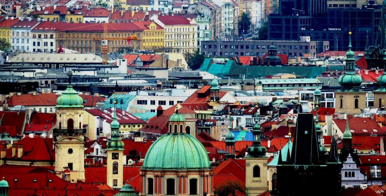 Prague city center / via Raymond Johnston