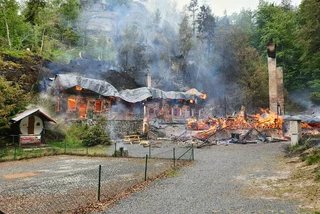 Historic cottages and Czech cultural monuments in Bohemian Switzerland have burned down