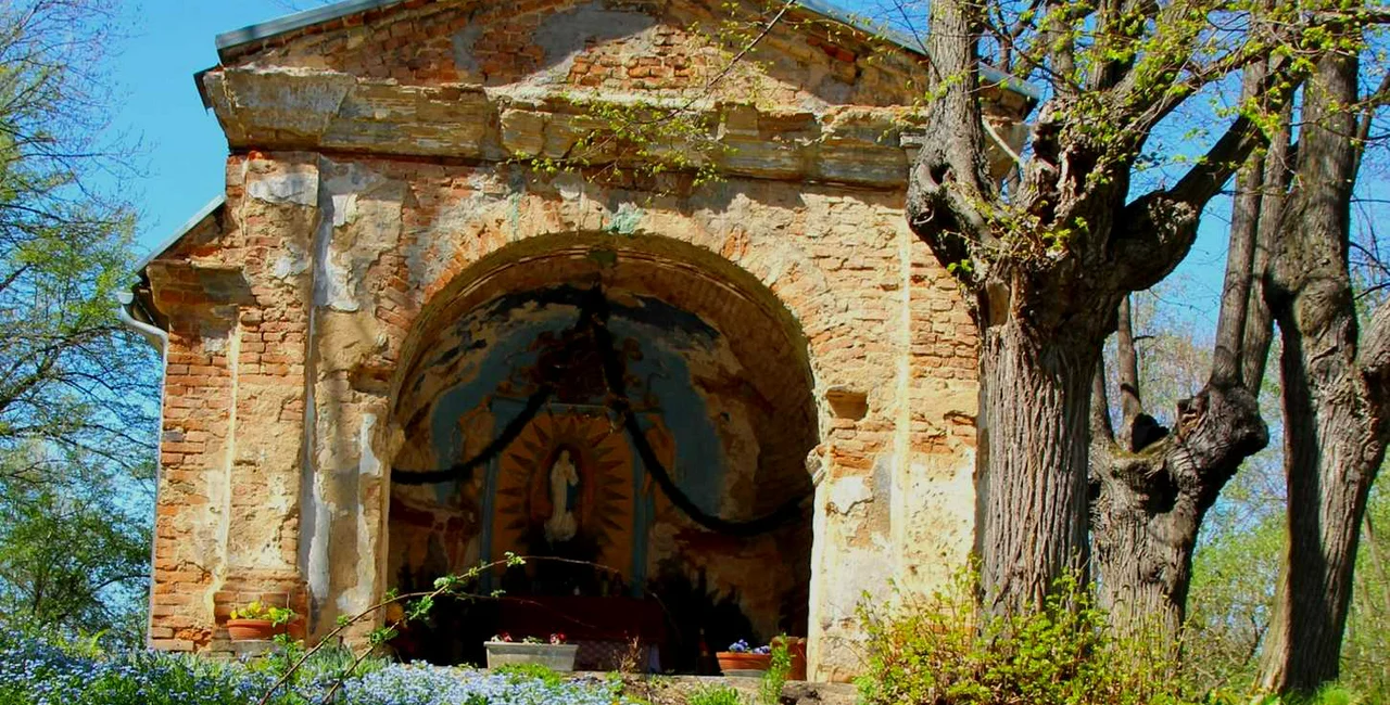 Saint Anne Chapel in Pelhřimovy, / via Ralf Lotys, CC by 3.0