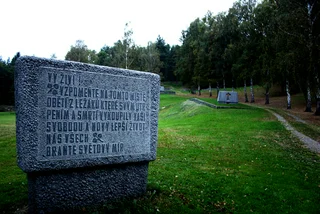 Stone memorials mark the location of what were once houses in Ležáky; via Wikimedia / Frettie
