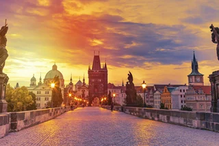 Come dine with Prague! 500-meter-long dinner table to be placed on Charles Bridge next week
