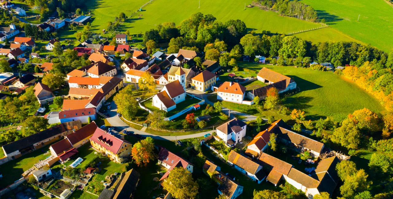 12 scenic commuter villages outside of Prague for those ready to leave the city behind