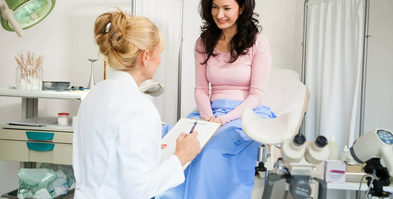 A woman consulting with her gynecologist. Photo: iStock/M_a_y_a