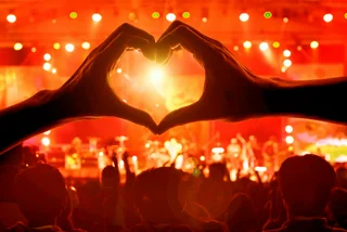  #WeMakeEvents: Prague’s Roxy to light up red in global show of support for live music