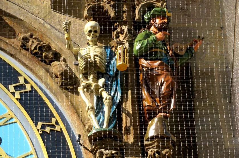 Death with his hourglass on the Astronomical Clock / via Raymond Johnston
