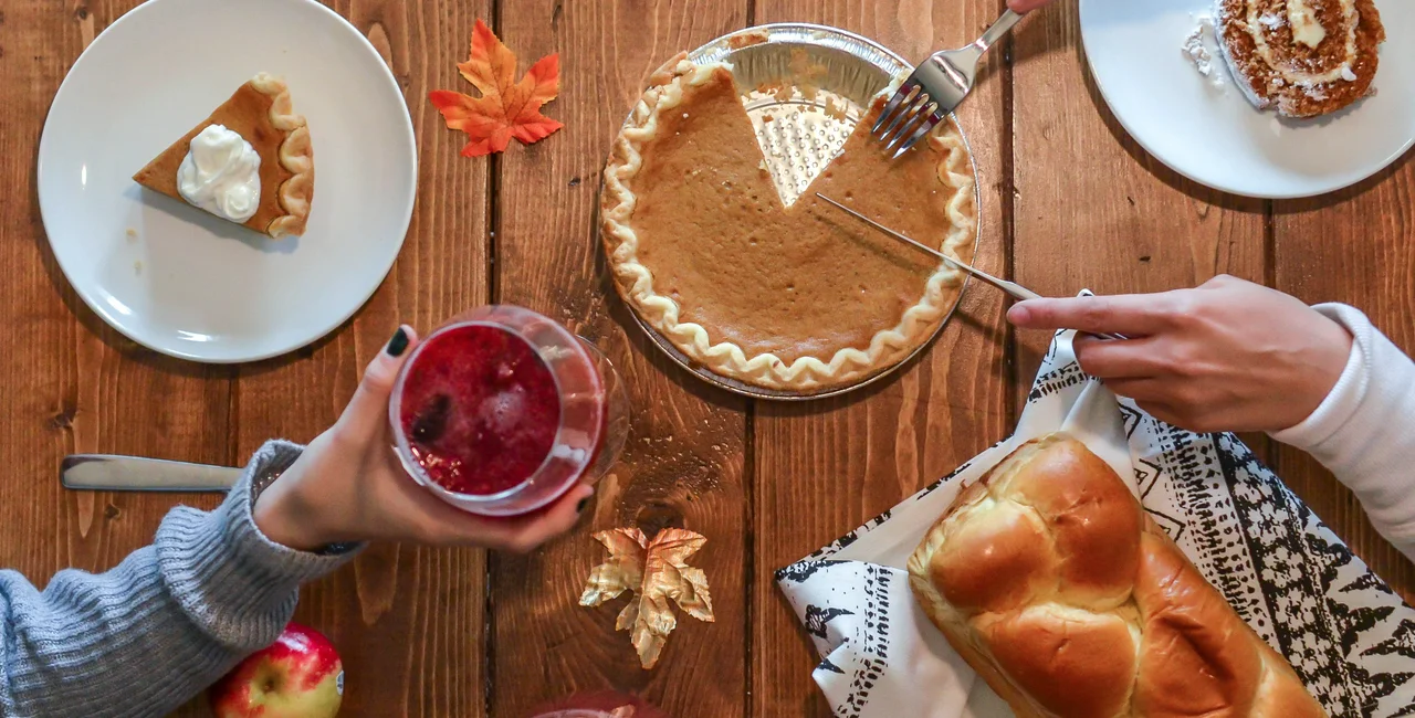A Thanksgiving feast including the traditional pumpkin pie. Photo: Element5/Pexels