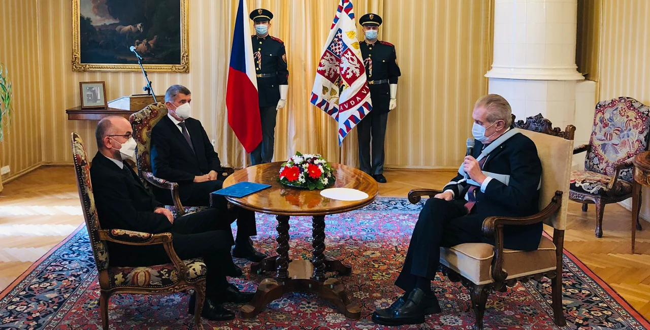 Czech Health Minister Jan Blatný and Prime Minister Andrej Babiš meet with President Miloš Zeman on October 29 via Twitter / Jiří Ovčáček