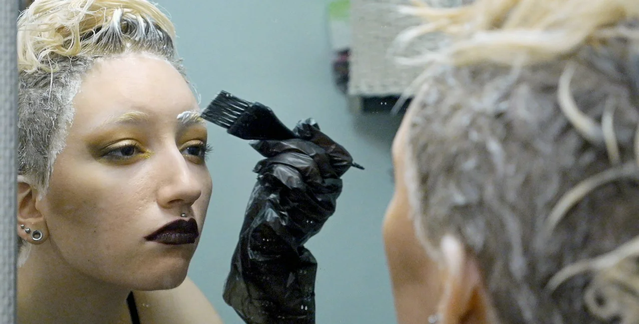 Forever Amber / via Mezipatra