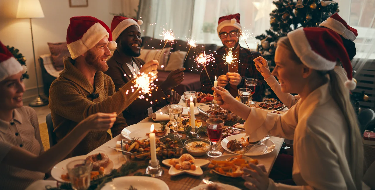 Some Czech epidemiologists say holiday gatherings should not take place this year. (photo: iStock/SeventyFour)