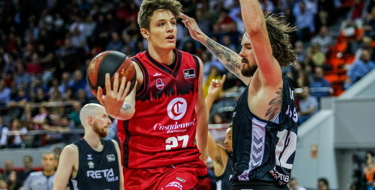 Vít Krejčí in action in Spain last season ahead of his move to the NBA. (photo: Basket Zaragoza / Esther Casas)