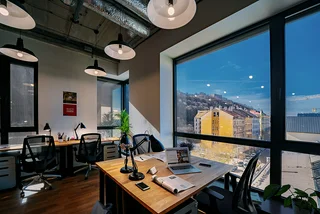 A shared office space at the WorkLounge in Karlín. (photo: WorkLounge)