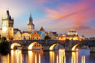 The place to be tonight: pop-up outdoor concert to take place under Charles Bridge