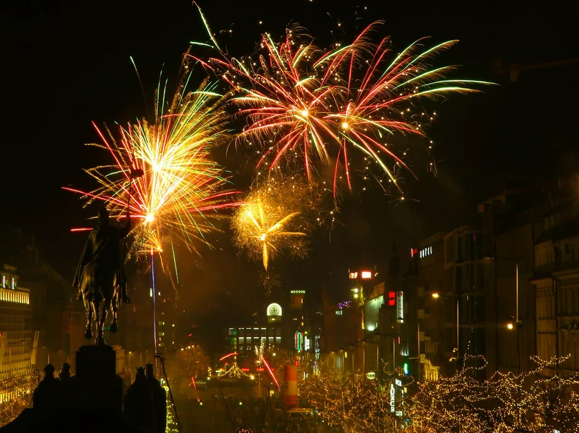 Fireworks at Wenceslas Square. (photo:  Raymond Johnston - Expats.cz)