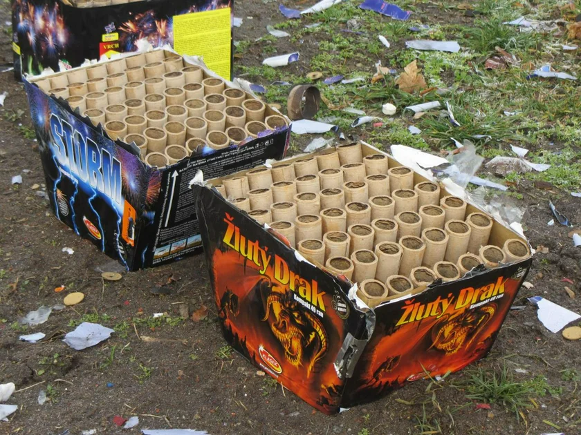 Garbage left behind from fireworks / via Raymond Johnston