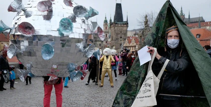 Sametové posvícení or 'Velvet Carnival' parades across Charles Bridge in Prague. This year's theme was 'Corona'. (photo: James Fassinger - Expats.cz)