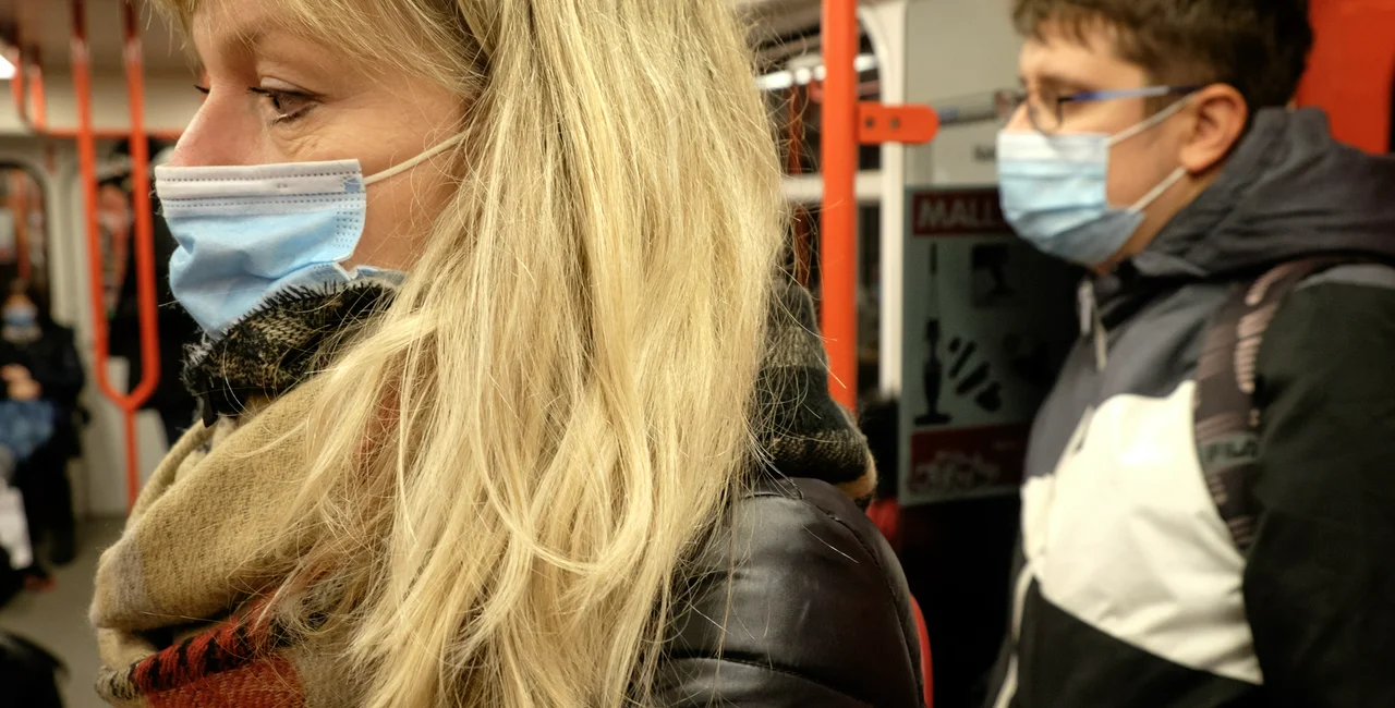 Riders in the Prague metro with masks. (photo: James Fassinger - Expats.cz)
