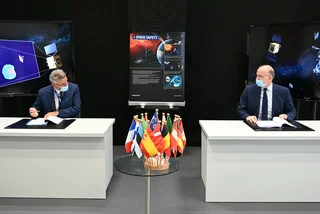 The contract signing for the Hera asteroid mission. (photo: OHB and ESA) 