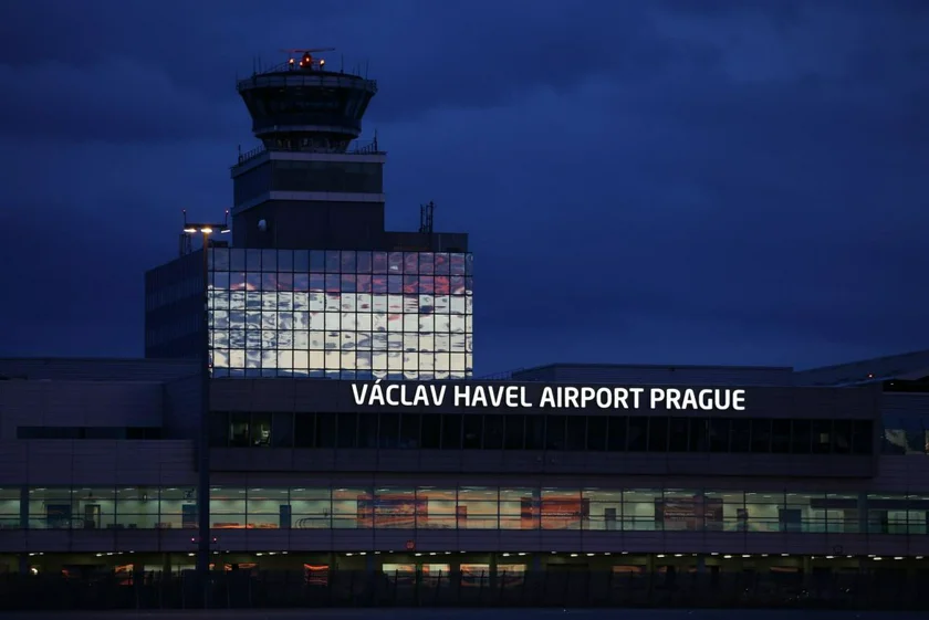 Václav Havel Airport at night. (photo: Prague Airport / prg.aero)