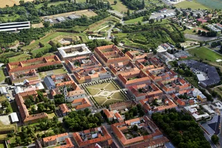Overhead view of Terezín. (photo: iStock)