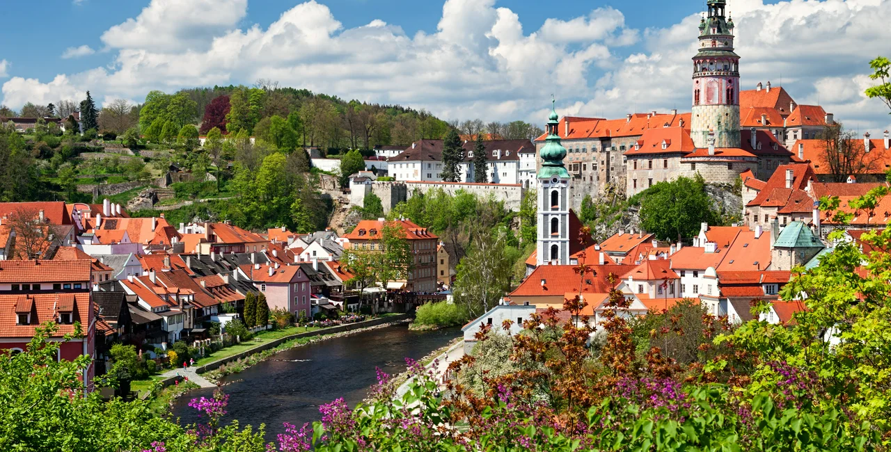 Český Krumlov saw temperatures of 22 degrees in February 1994, a record yet to be matched. Photo: rusm/iStock