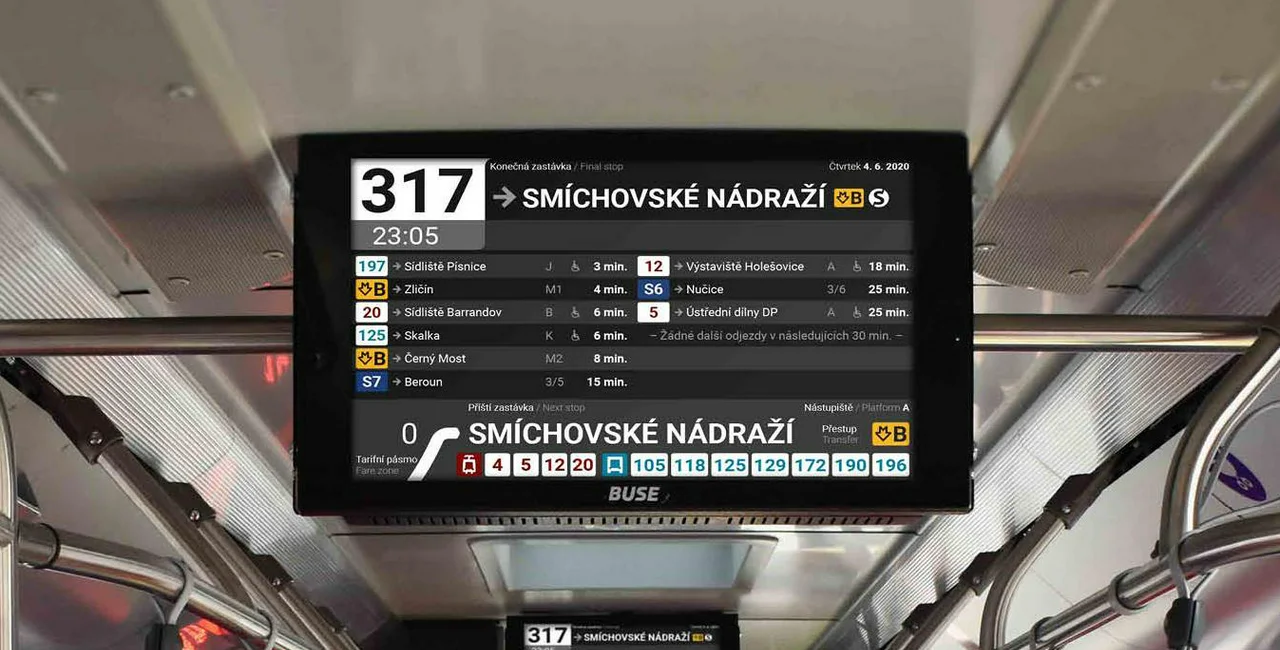 New generation transit sign being tested on a Prague bus. (Photo: Praha.EU)