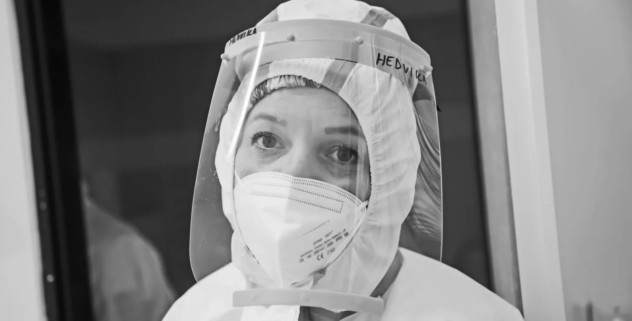 A healthcare worker in protective gear. (Photo: Via Foundation, Anna Pedretti)