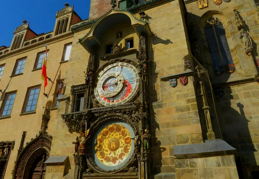 The Astronomical Clock in Old Town Square can't be set ahead an hour. (Photo: Raymond Johnston)