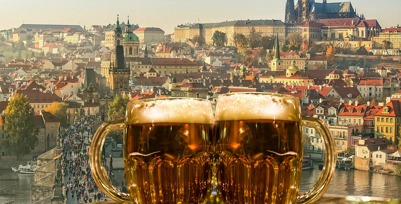 Beer mugs with Prague Castle in the background. (Photo: iStock, alexxx_77)