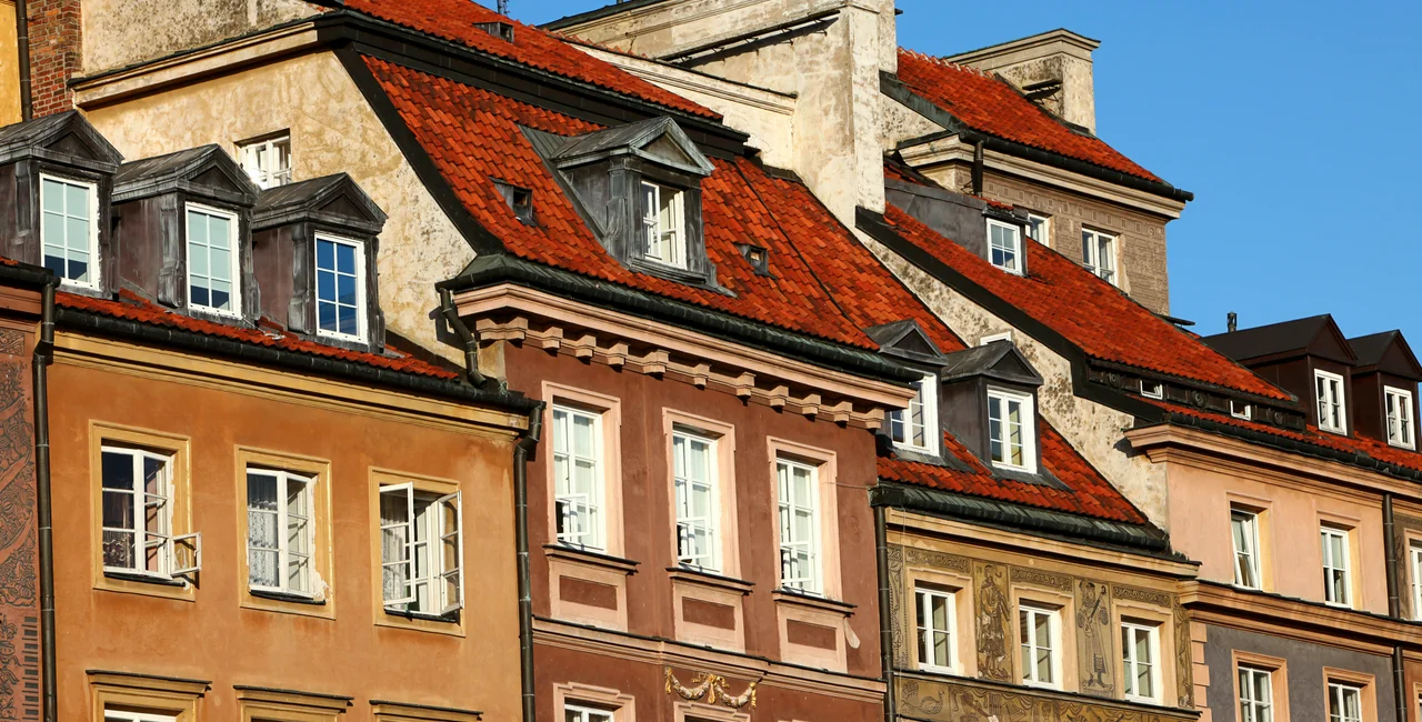 Apartment windows in Prague. (Photo: iStock, CHRISsadowski)