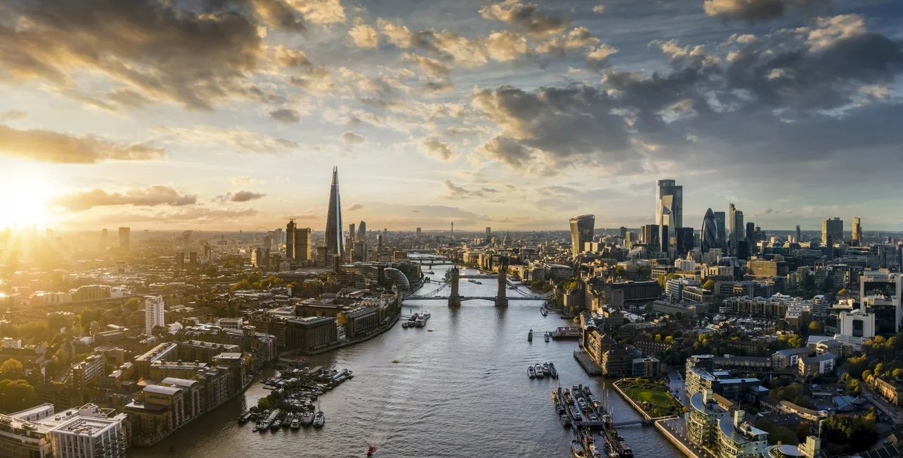 London panorama via iStock / SHansche