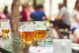 Czech pubs and restaurants to follow honor system when checking guests' Covid status