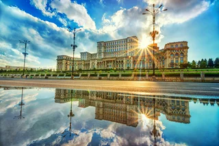 Parliament building in Bucharest, Romania. Photo: iStock / AleksandarGeorgiev 