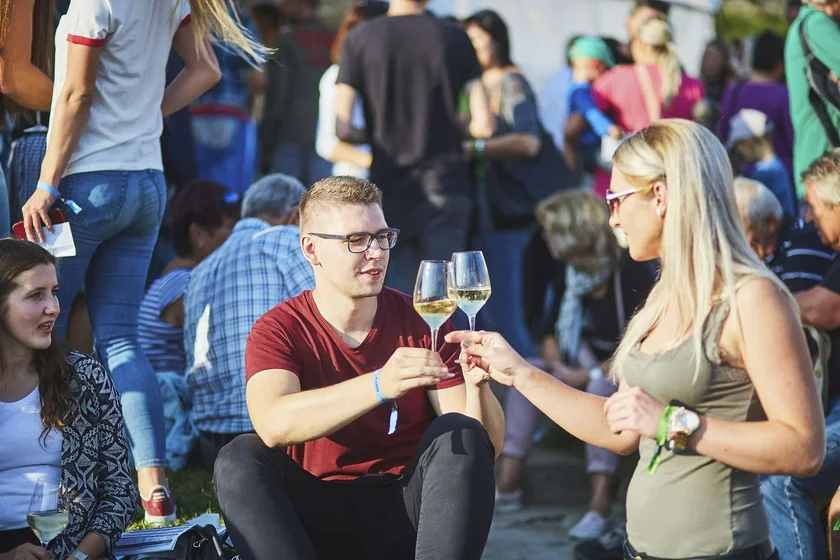 People drink wine at a previous festival in Znojmo. (Photo: VOC Znojmo)