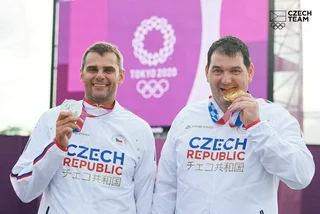 Czech trap shooters Jiří Lipták and David Kostelecký win gold and silver medals in the Tokyo Olympics