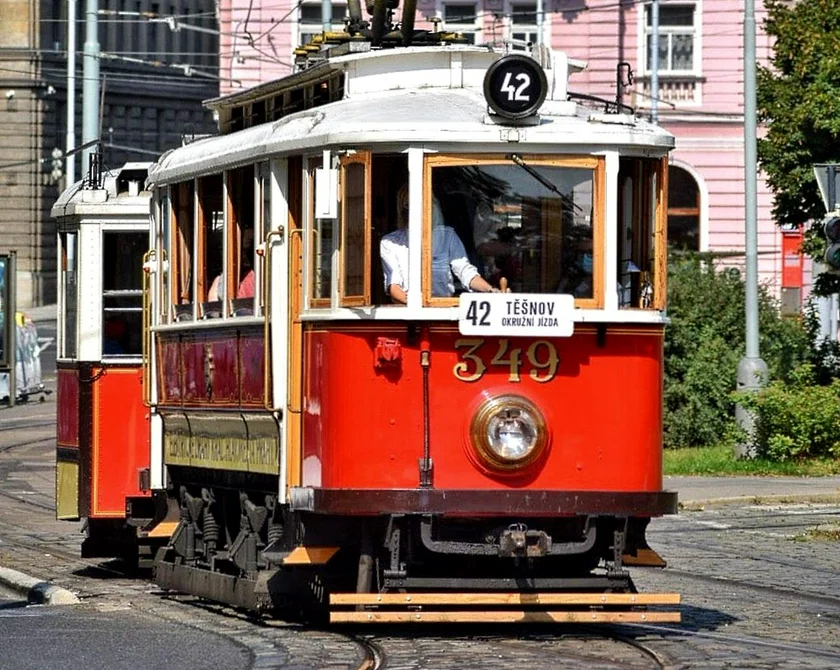 Historical tram 42. (Photo: DPP)