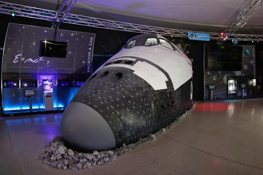 Space Shuttle Atlantis model. (Photo; Planetarium Praha)