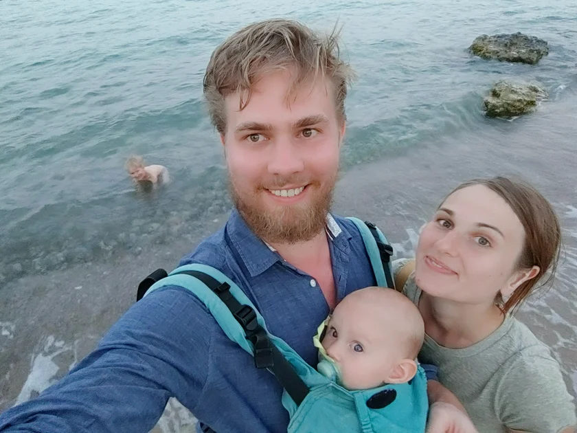 Vasilevskaya with her husband, daughter Jana, and Lev in the background.